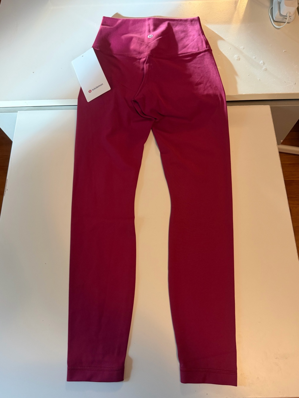 BNWT Lululemon No Line Align Leggings